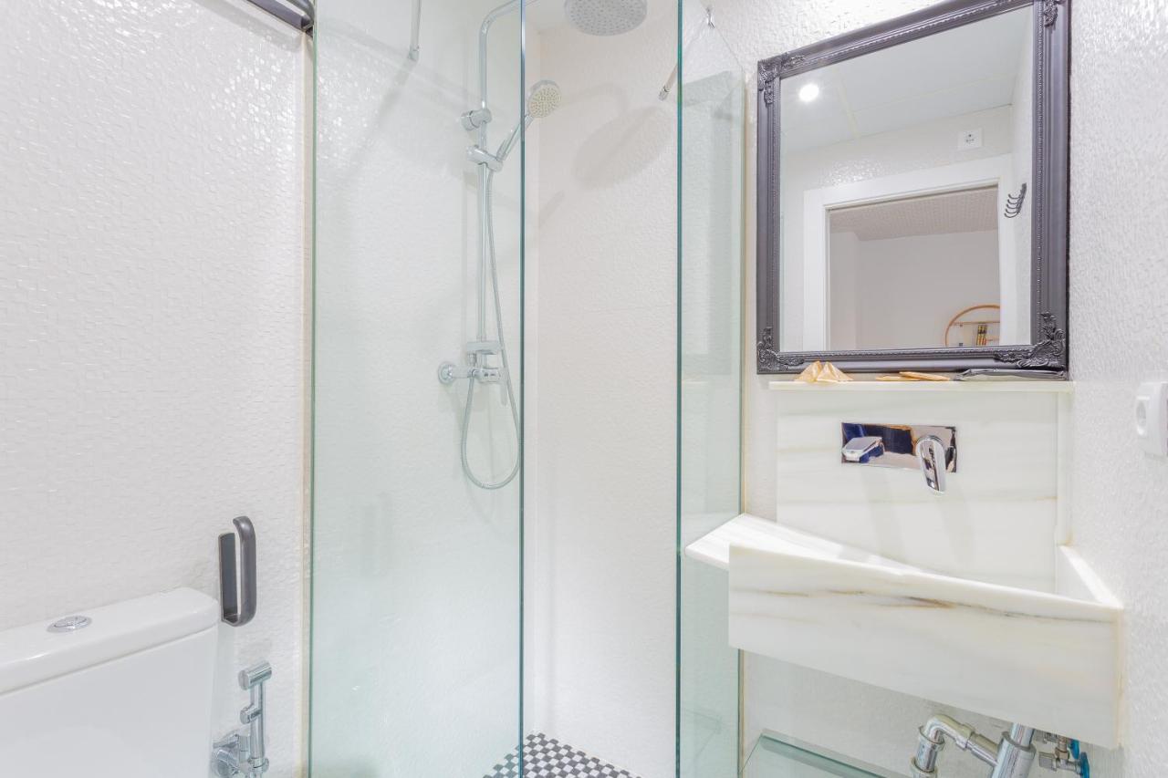 Apartamento Estudio Real Suites Granada Luaran gambar